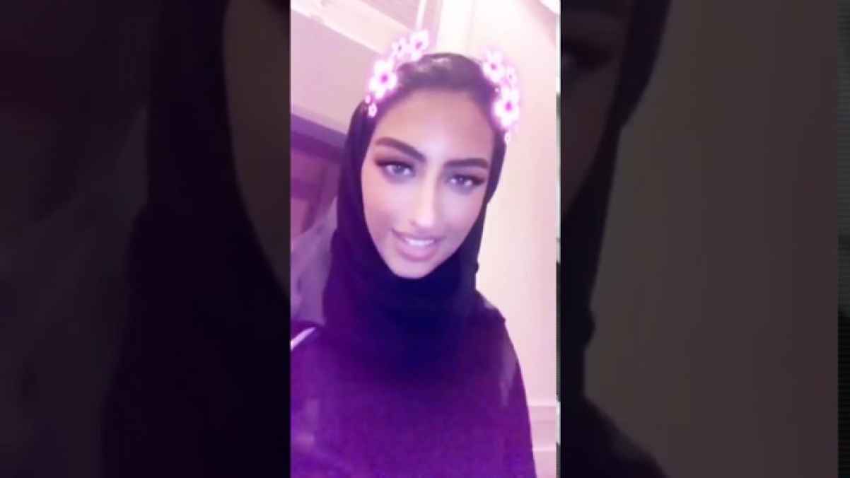 بسعادة بالغة.. مشهورة سعودية توثق لحظة طلاقها من زوجها- فيديو