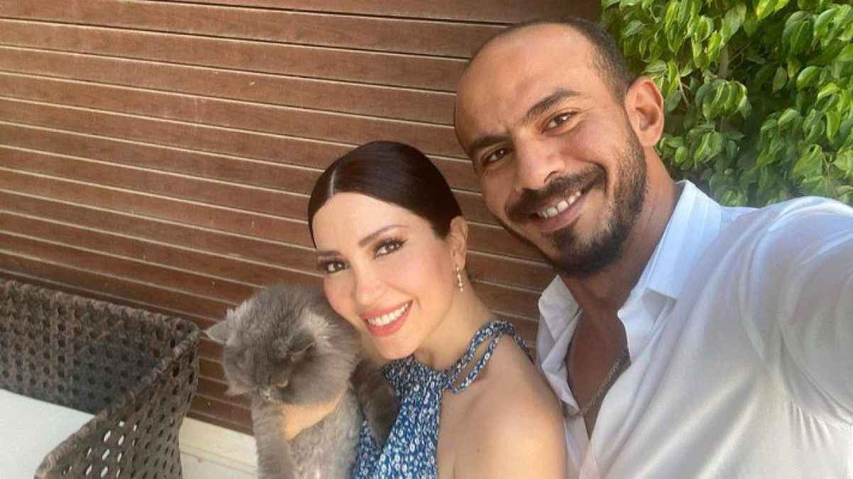 نسرين طافش تحتفل " بلوك جديد" بأول عيد مع زوجها- صور