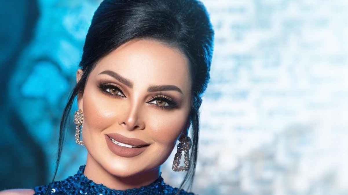 الفنانة الأردنية ديانا كرزون تهدي زوجها كلمات مليئة بالحب- صور