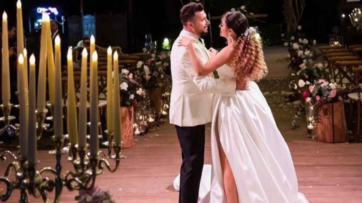 ابنة إبراهيم تاتليسيس تحتفل بزفافها.. وهدية والدها حديث المتابعين- فيديو