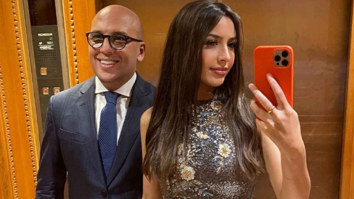زوج جنات يفاجئها بميلادها.. والجمهور يعبر عن استيائه- فيديو