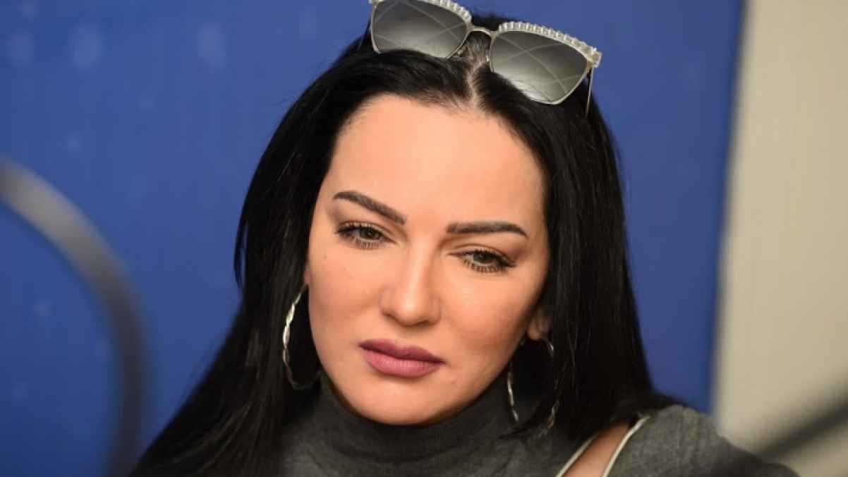 الفنانة الأردنية صفاء سلطان تنشر صورة لوالدها الراحل.. وتعلق متأثرة- صورة