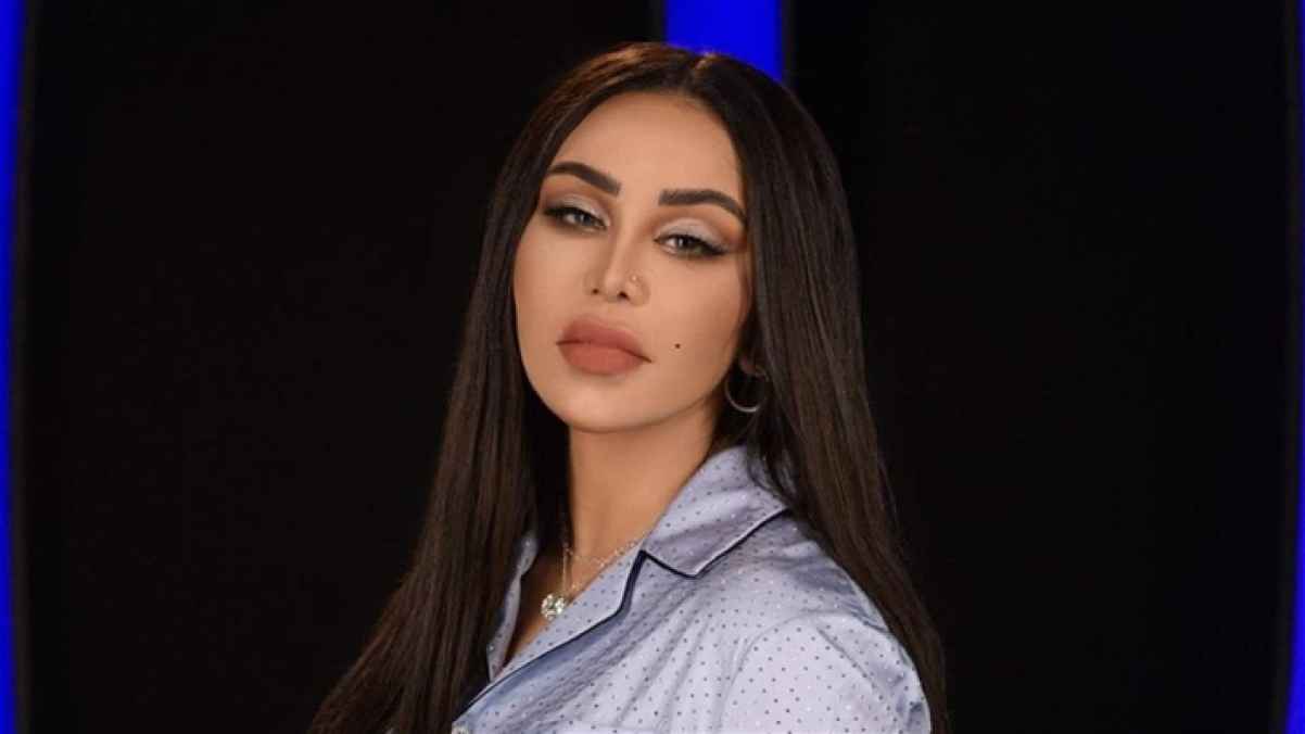 أحلام تدعو لزوجها.. وهكذا رد الأخير عليها- صور
