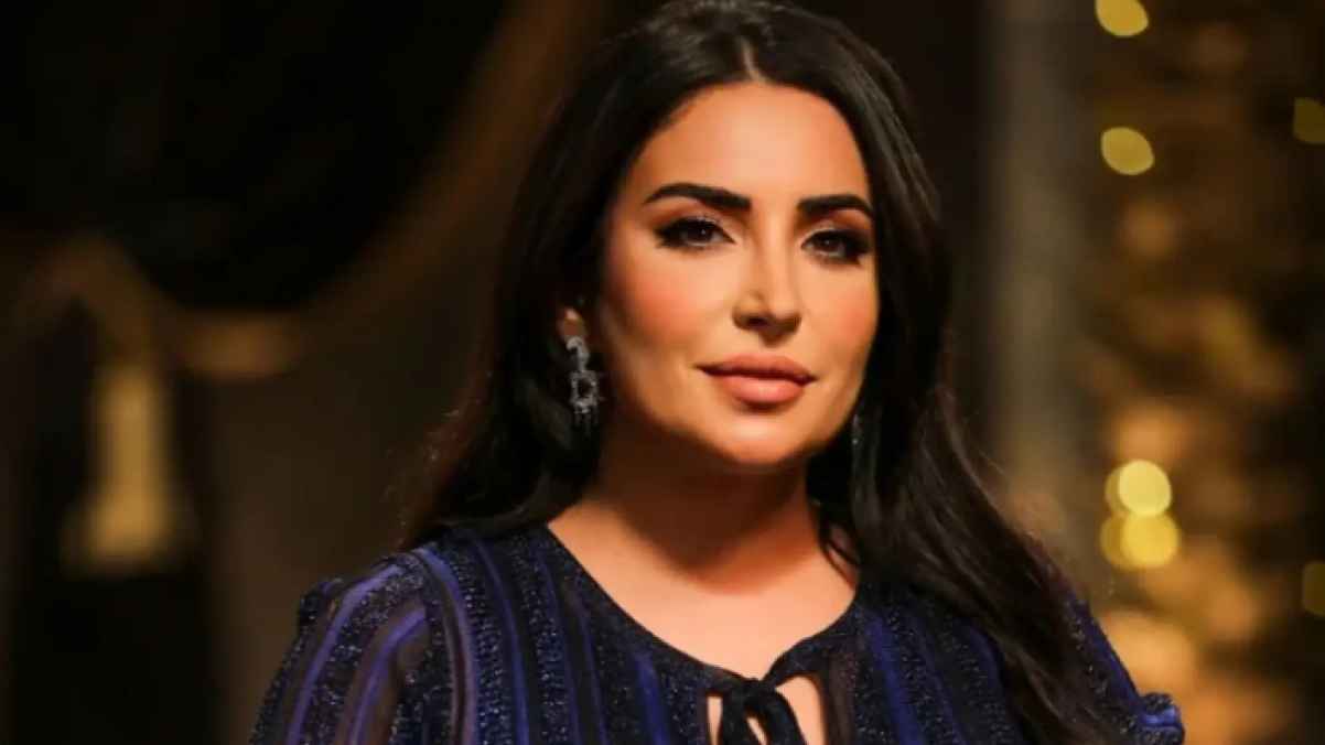 الإعلامية الأردنية نجاح المساعيد توجه رسائل قوة إلى النساء- فيديو