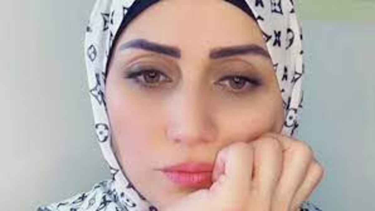 نجمة باب الحارة تعلن اعتزالها الفن وارتدائها الحجاب- فيديو