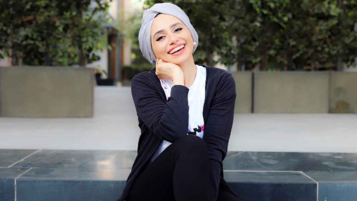 تفاعل الجمهور مع المؤثرة زينب العقابي بعد خلعها الحجاب - صورة