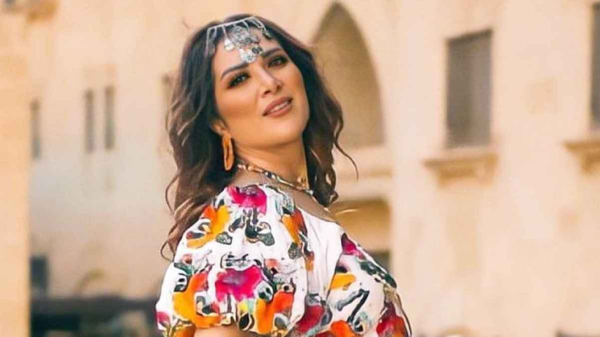 هكذا احتفلت الفنانة زين عوض بعيد ميلاد ابنها الـ18 - صورة