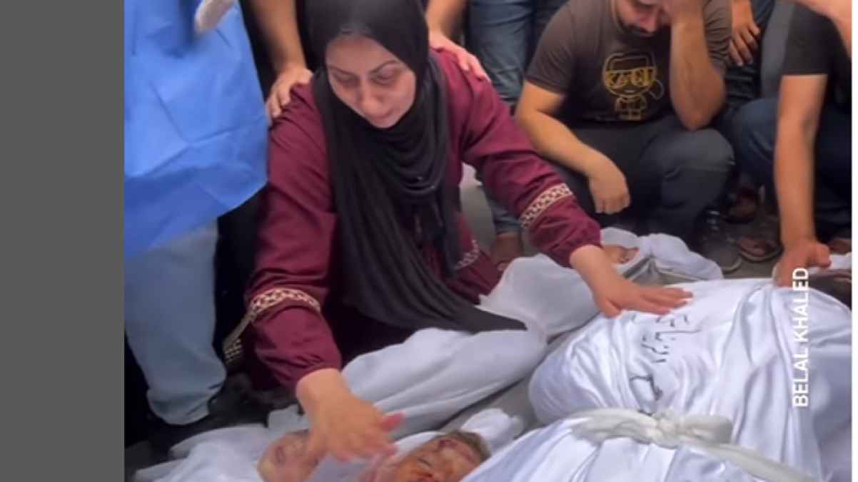 صمود الأمهات الفلسطينيات.. أم تودع نجلها وأحفادها بحرقة - فيديو