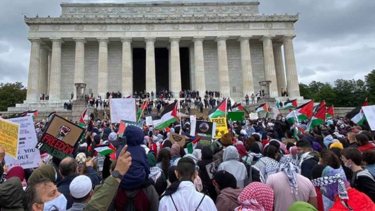 نقابة عمالية رائدة في أمريكا تحتج أمام البيت الأبيض من أجل القطاع - فيديو
