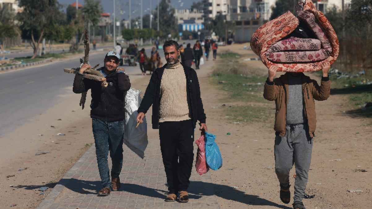 في القطاع.. حملوا آلامهم بخيبة الآمال