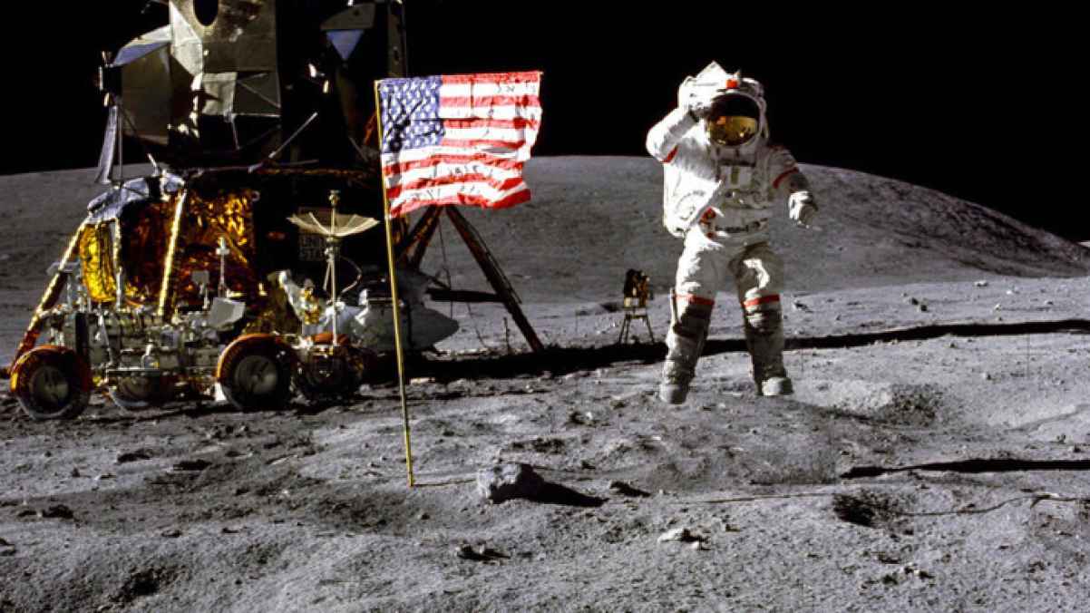 منذ أكثر من 50 عاماً.. أول مركبة هبوط أمريكية على سطح القمر