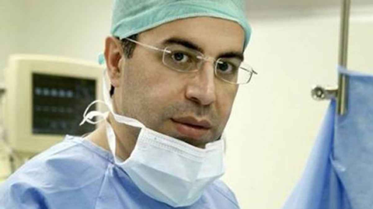 طبيب التجميل نادر صعب يتوعد ريهام سعيد