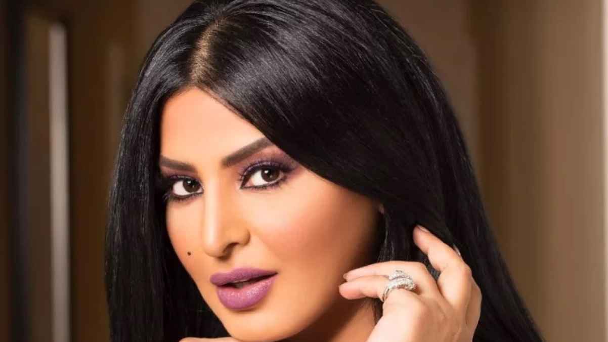 فنانة سعودية تفجر مفاجأة:" تزوجت من شخص مشهور وخلعته"