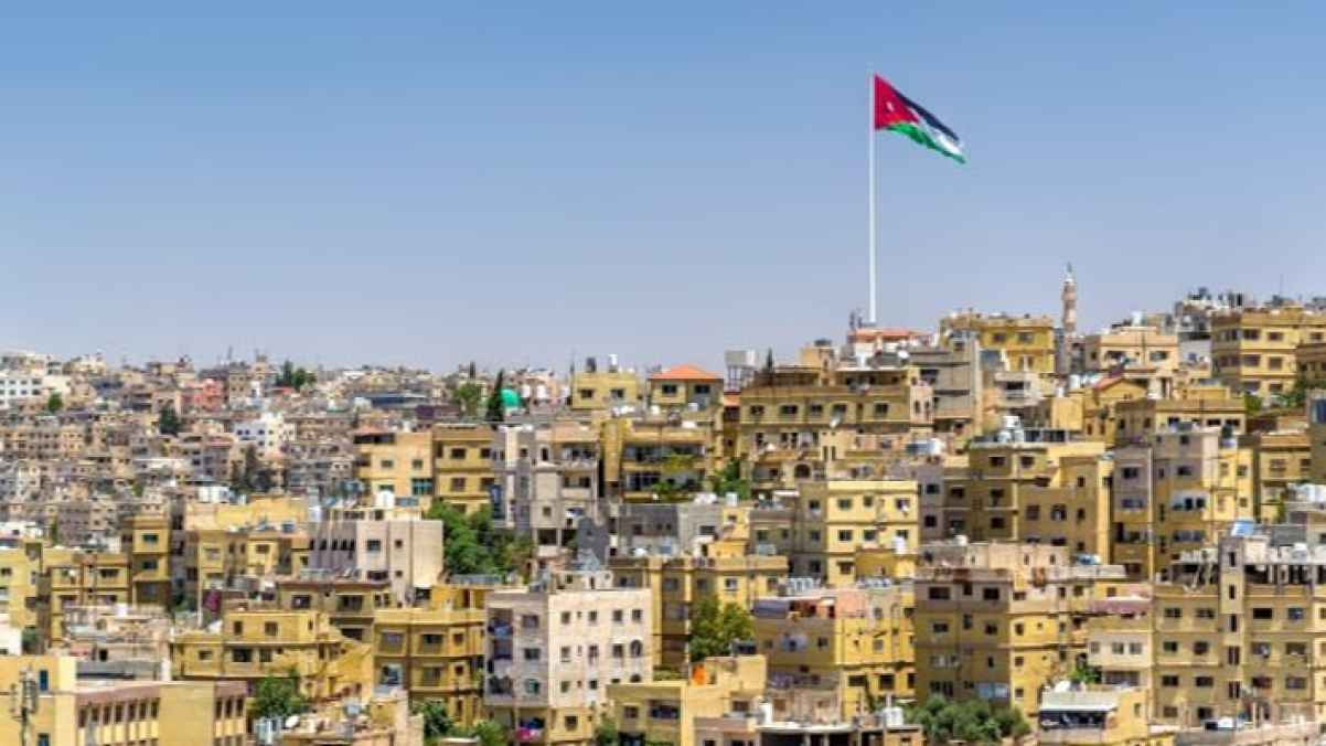 "استدرجه بـ 10 قروش".. تفاصيل حادثة هزت مواقع التواصل في الأردن