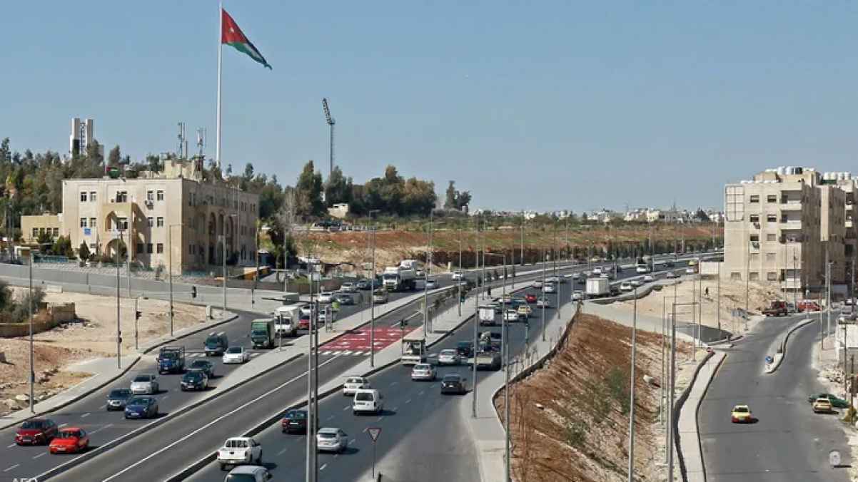بعد وفاة 4 أشخاص.. مواقع التواصل تضج في الأردن