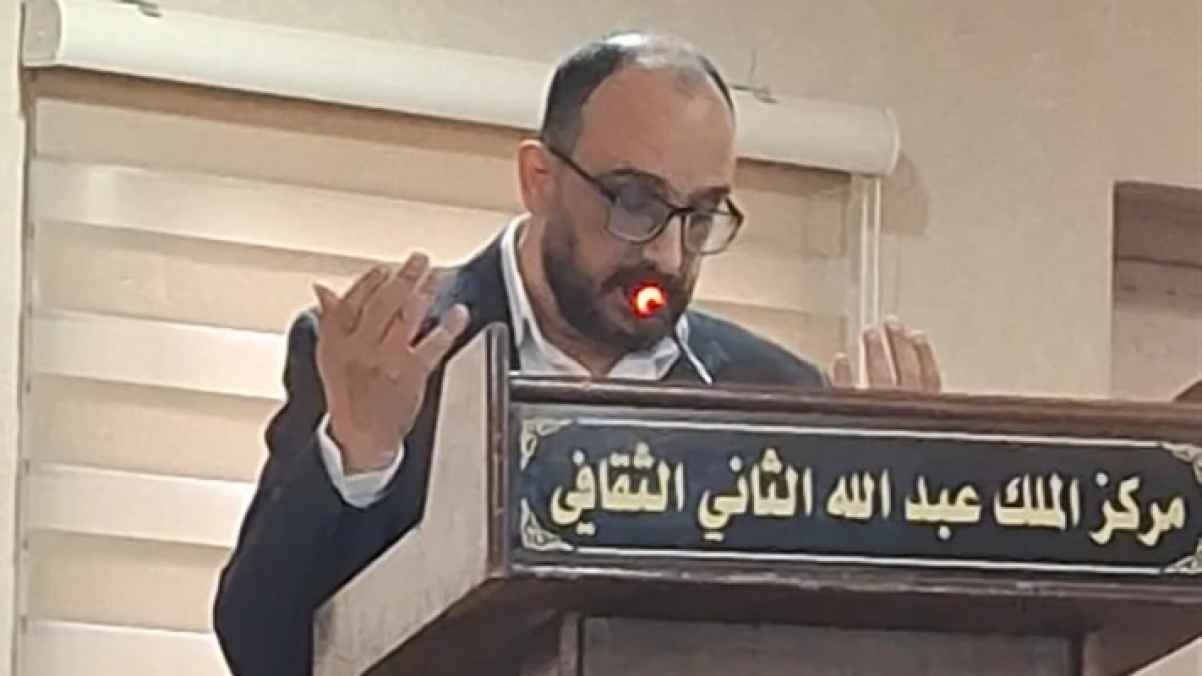 الشاعر إسلام سمحان يقدم باقة من القصائد ضمن فعاليات "مهرجان جرش"