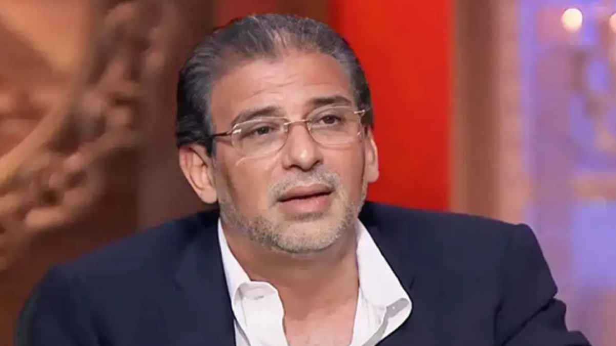 خالد يوسف:"عُثر على حقيبة لزوجتي في شقة عمر زهران" - فيديو