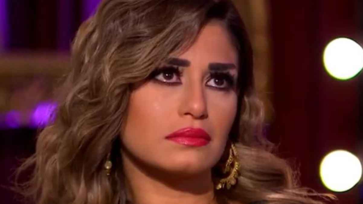 "بتر ساق منة فضالي" حديث مواقع التواصل والفنانة ترد: "منكم لله"