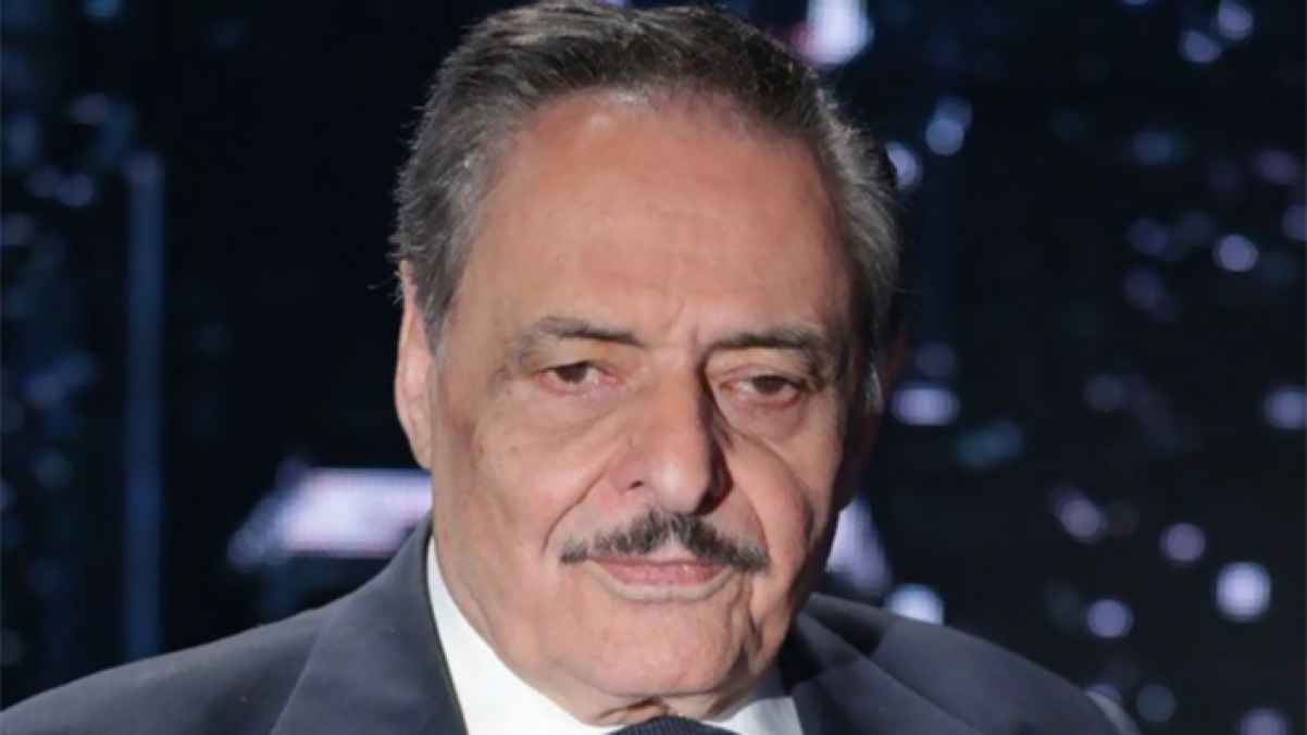 رحيل أنطوان كرباج.. لبنان يودع أسطورة المسرح وعملاق الفن