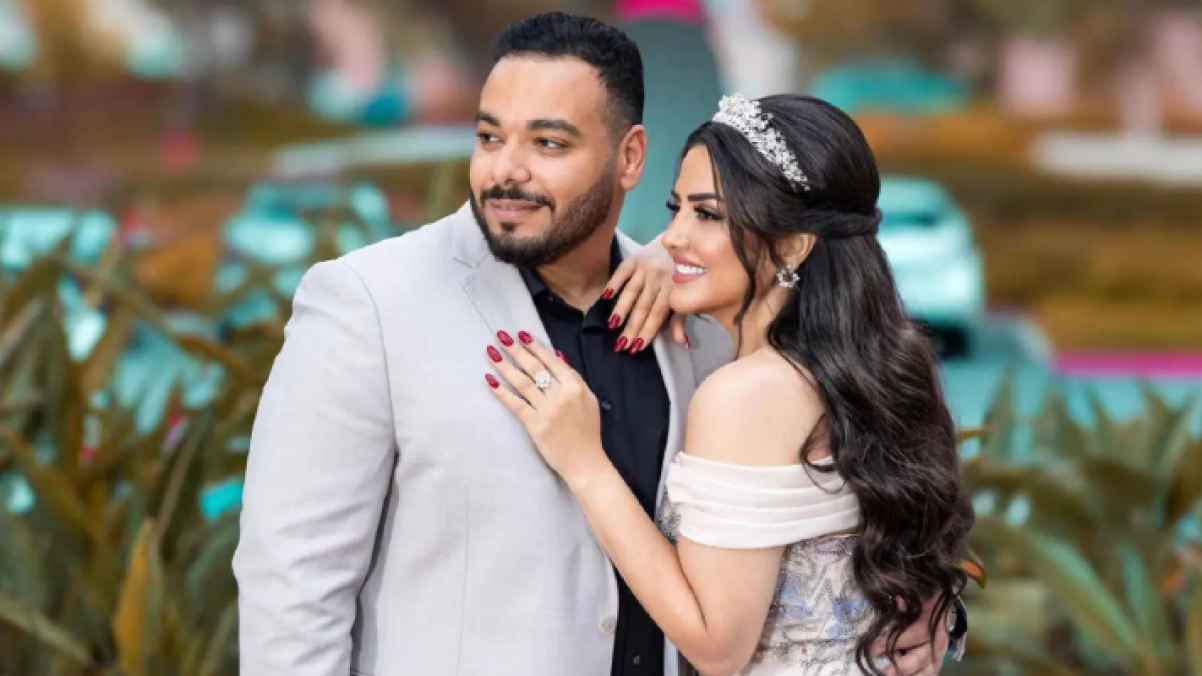 "دعواتكم لنا".. إيمان عبد الغني تحتفل بعقد قرانها
