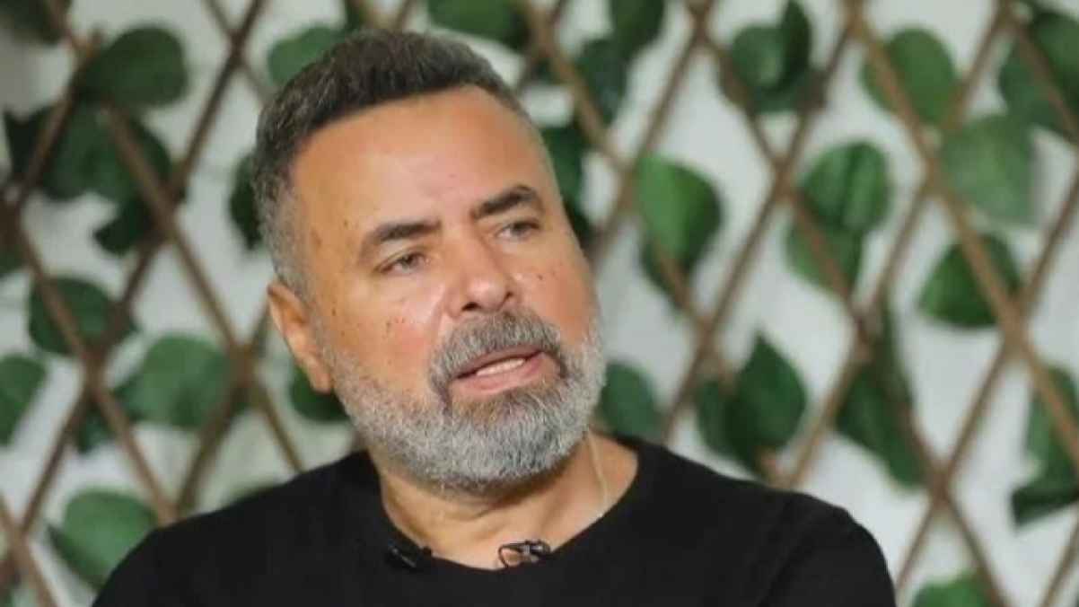 صبحي خليل:"بعت شقتي لأعالج ابنتي المصابة بالسرطان"