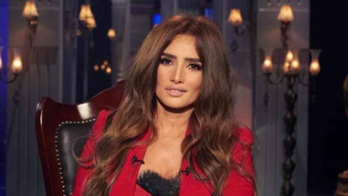 إصابة نجل زينة بسبب مطاردة كلب أثناء لعبه
