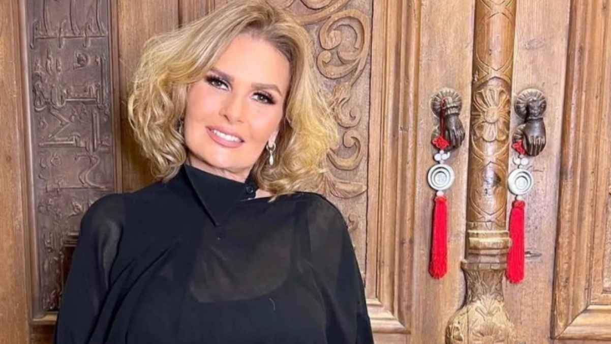 يسرا تعود إلى السينما بفيلمين