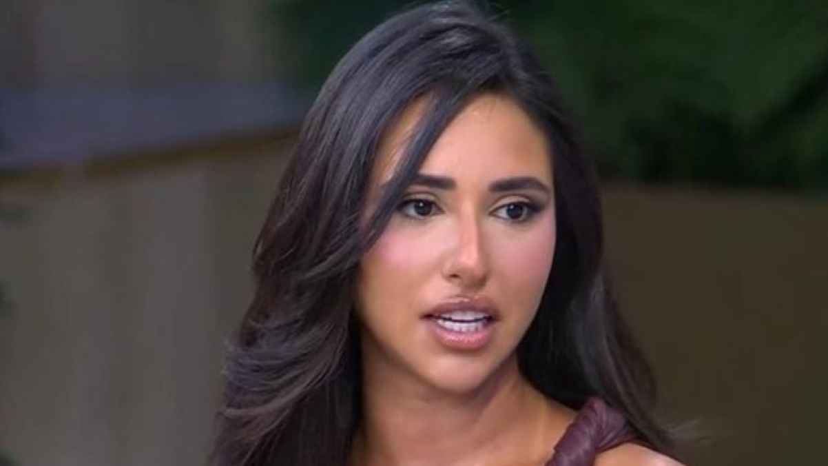 آية سماحة توضح موقفها بعد مثولها للتحقيق في أزمة مشيرة إسماعيل