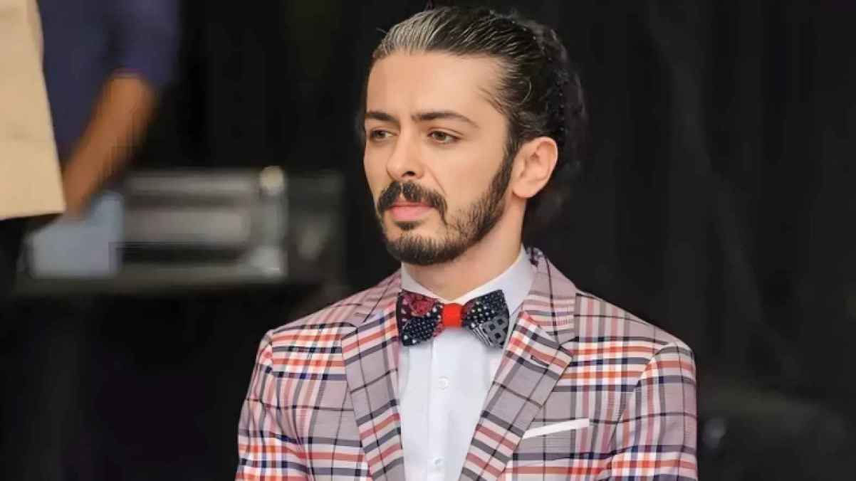 هيثم محمد يحصل على البراءة بعد سجنه لأشهر