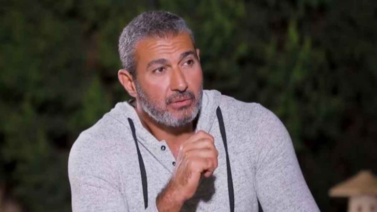 "فخور بيكي".. ياسر جلال يحتفل بتخرج ابنته - صور