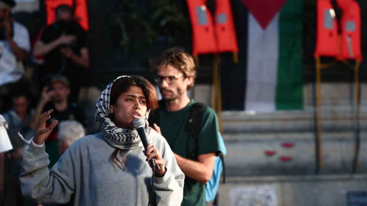 ريما حسن.. صوت النضــال في قلب باريس