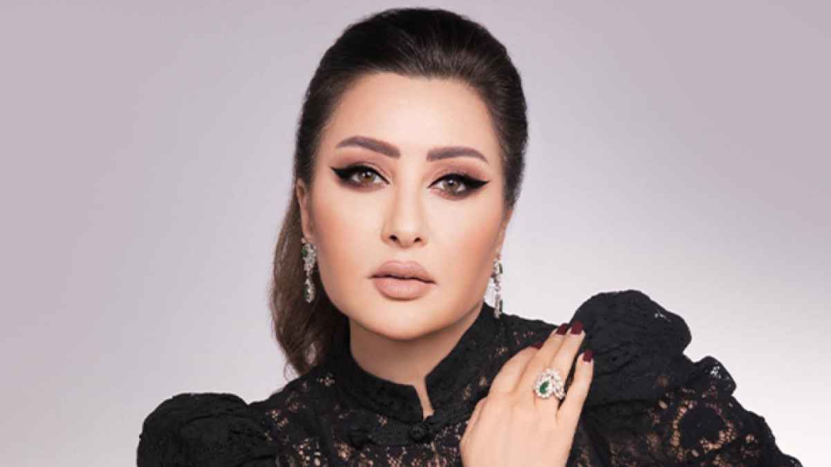 الحزن يؤجل جديد لطيفة التونسية