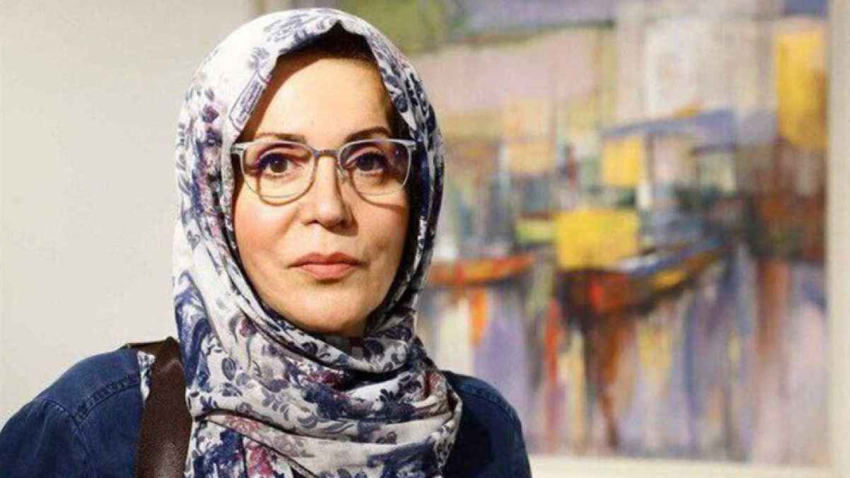 غارة "إسرائيلية" تنهي حياة الفنانة التشكيلية الإيرانية منصورة عليخاني