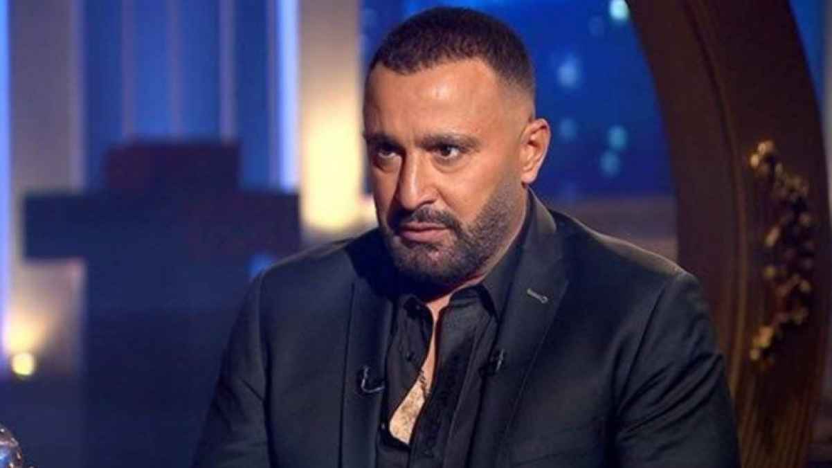 عمرو أديب يدافع عن أحمد السقا برسالة عن حياته الشخصية: "خلّي الخصوصية للخصوصية"
