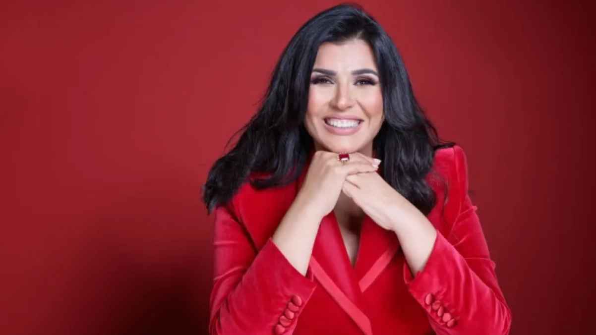 "غضبنا بشدة".. أول تعليق من منى الشاذلي على أزمة "سرقة اللوحات"
