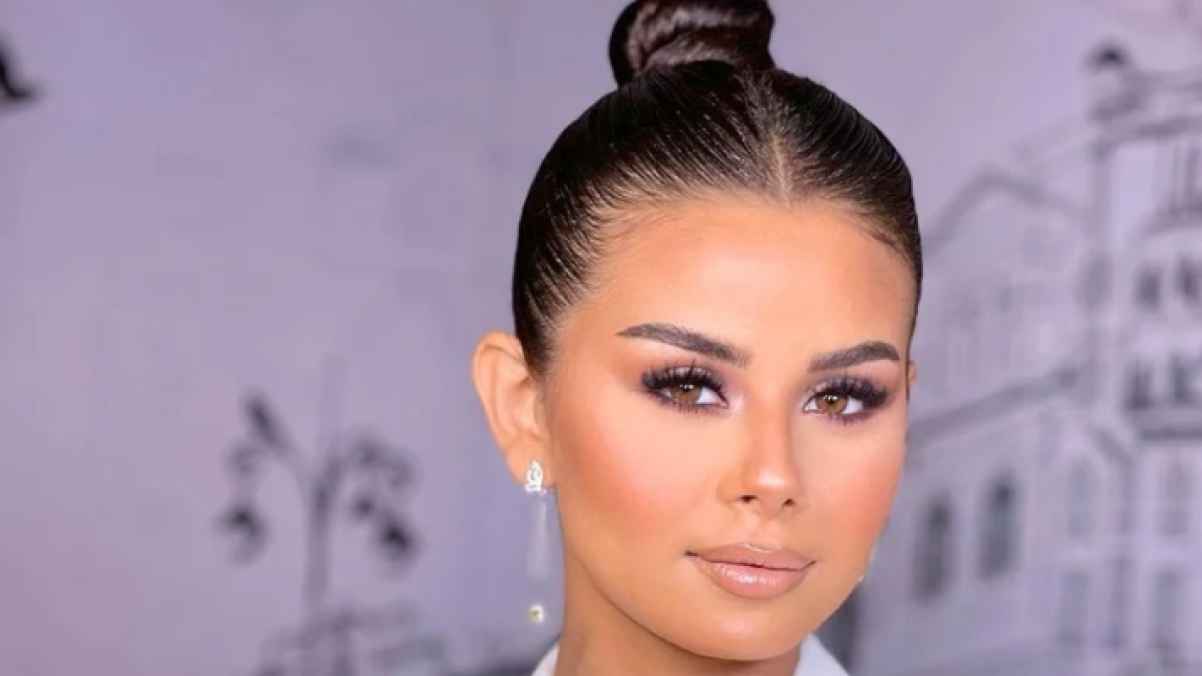 "تحطيم هدايا" .. إخلاء سبيل شقيقة منة عرفة وطليقها بعد مشاجرة بينهما