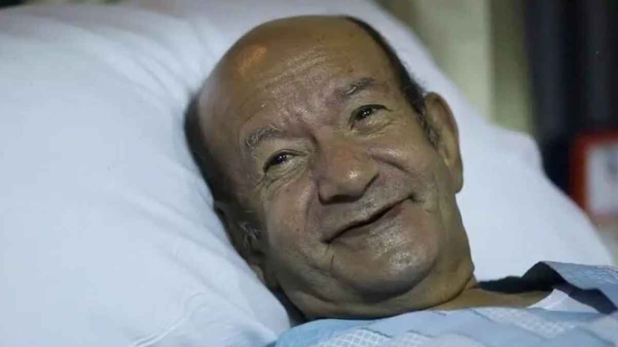 إصابة لطفي لبيب بالتهاب رئوي حاد تضعه في حالة حرجة