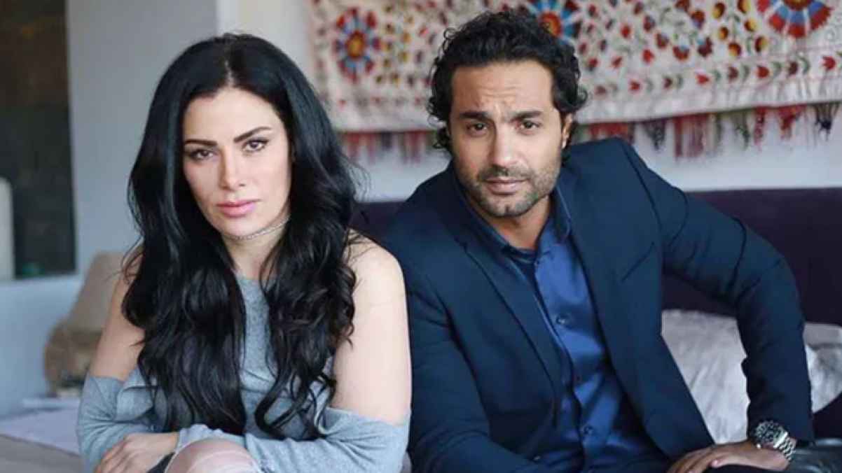 الحب يجمع صبا مبارك وكريم فهمي .. فما القصة؟