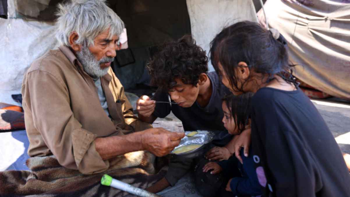 They share the lentils... The grandchildren’s silence spoke to the grandfather’s heart in selflessness