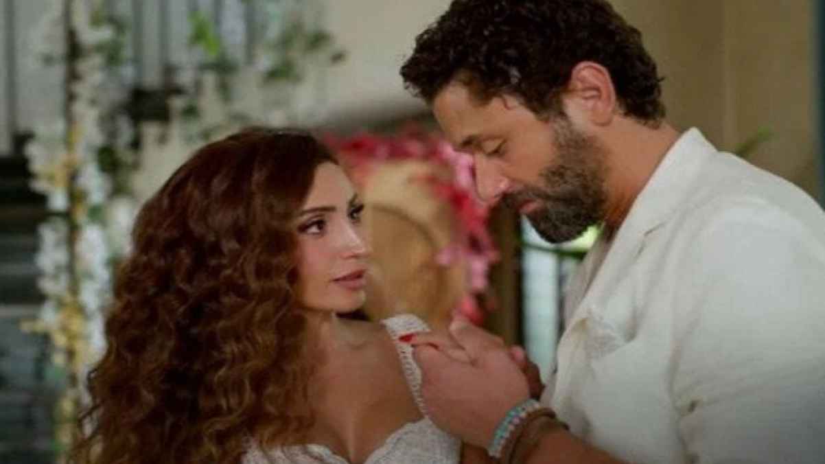 "زواج سري يجمع كريم محمود عبد العزيز ودينا الشربيني" يتصدر حديث مواقع التواصل