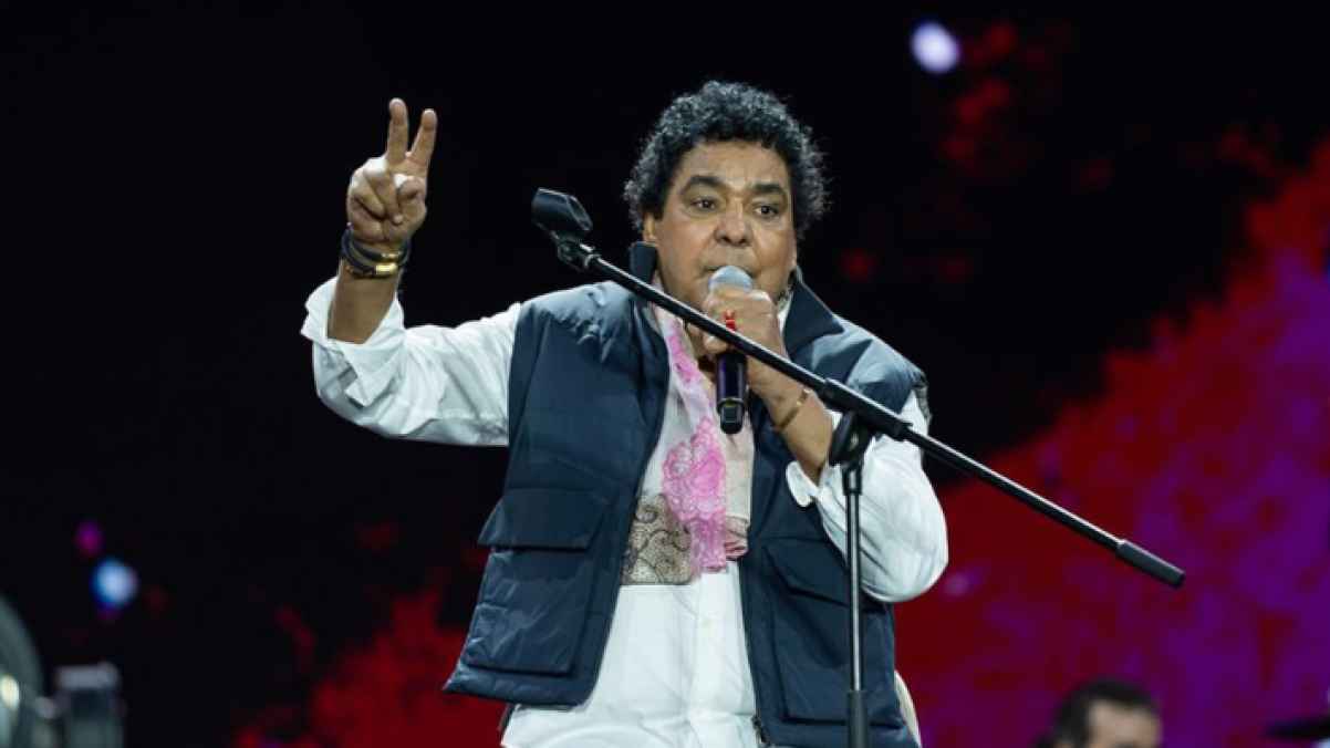 Health Setback Postpones Mohamed Mounir’s Concert in Alamein