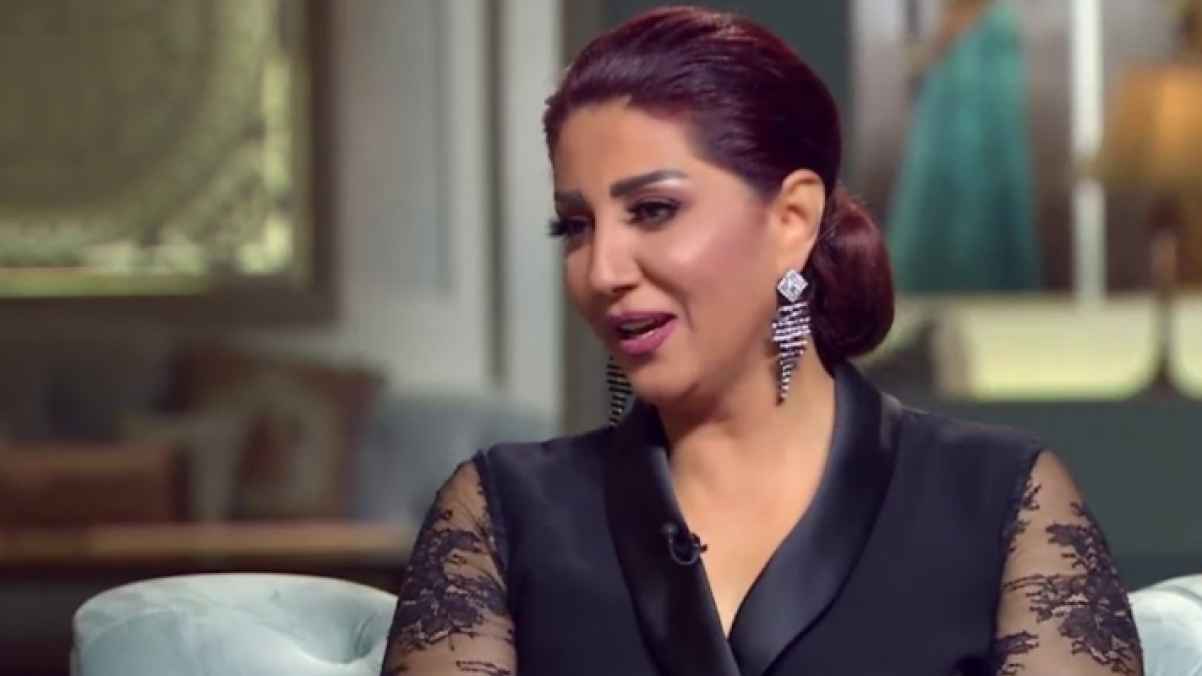 وفاء عامر:"فقدت شقيقتي والدي في 33 يوما فقط"