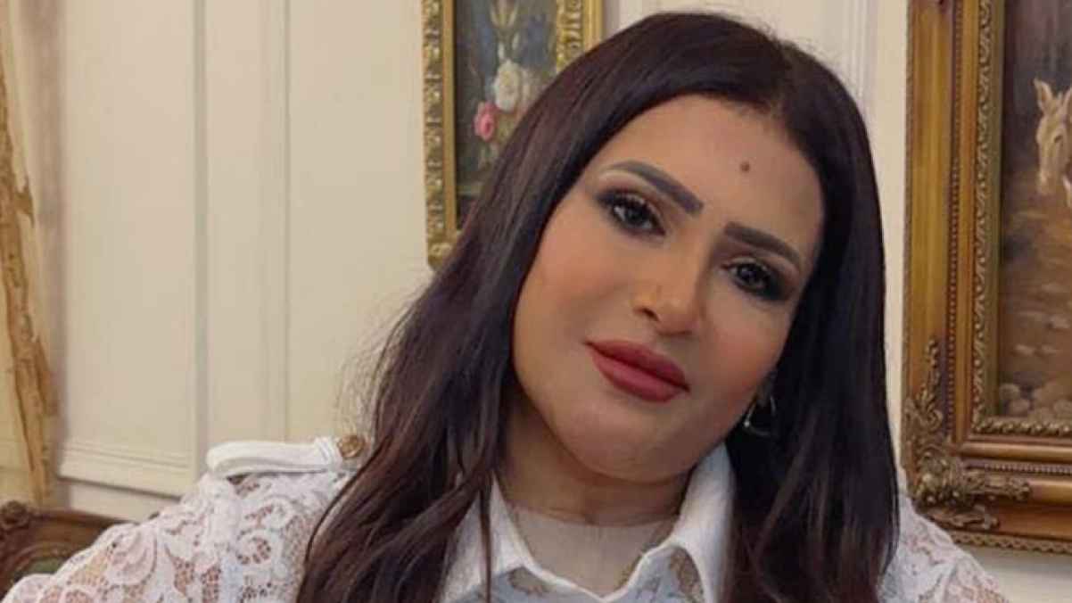 أشرف زكي يفرض الصمت حول"أزمة بدرية طلبة"