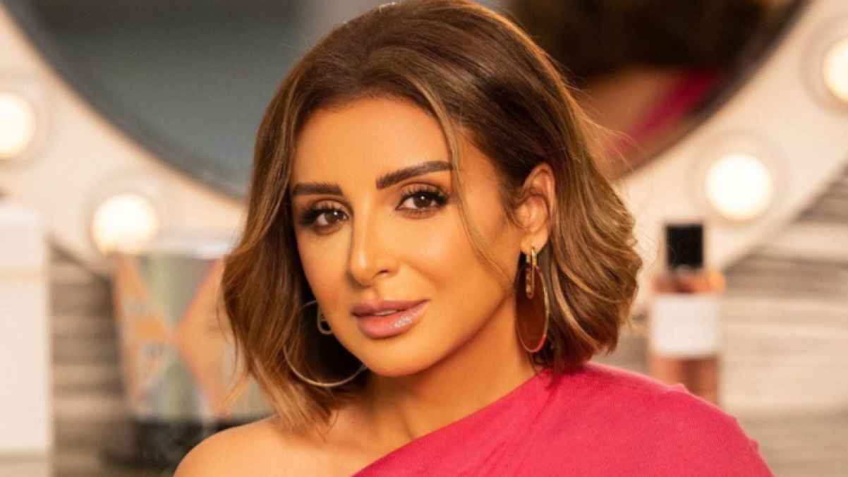 محمود سعد يكشف آخر مستجدات حالة أنغام الصحية
