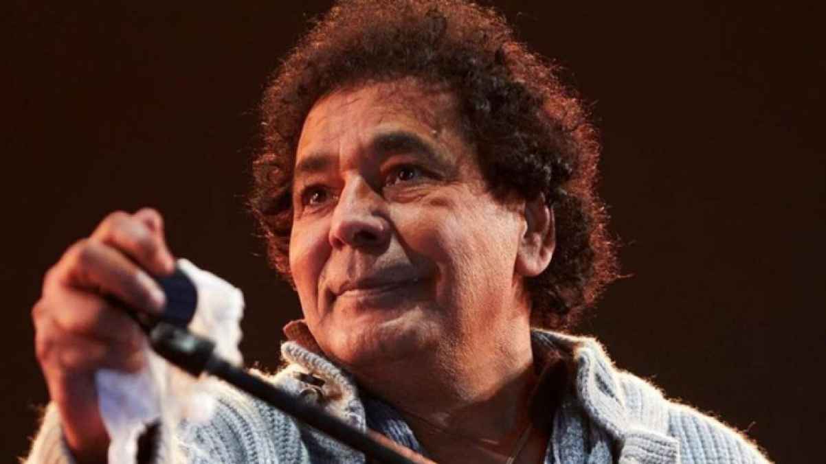 محمد منير يوجه رسالة مؤثرة لـ شيرين عبد الوهاب