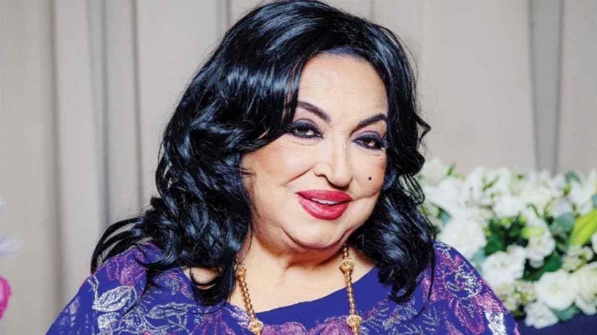 وعكة صحية تستدعي دخول سميرة توفيق المستشفى - صور
