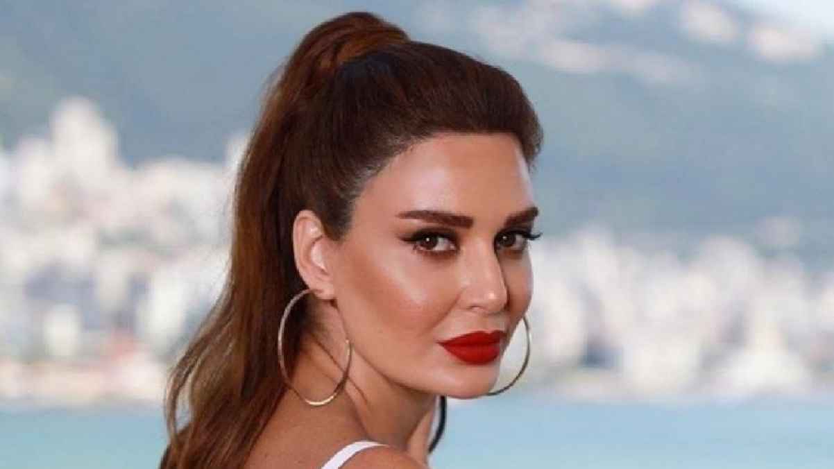 Strong Response from Serine Abdel Nour to an “Abusive” Follower