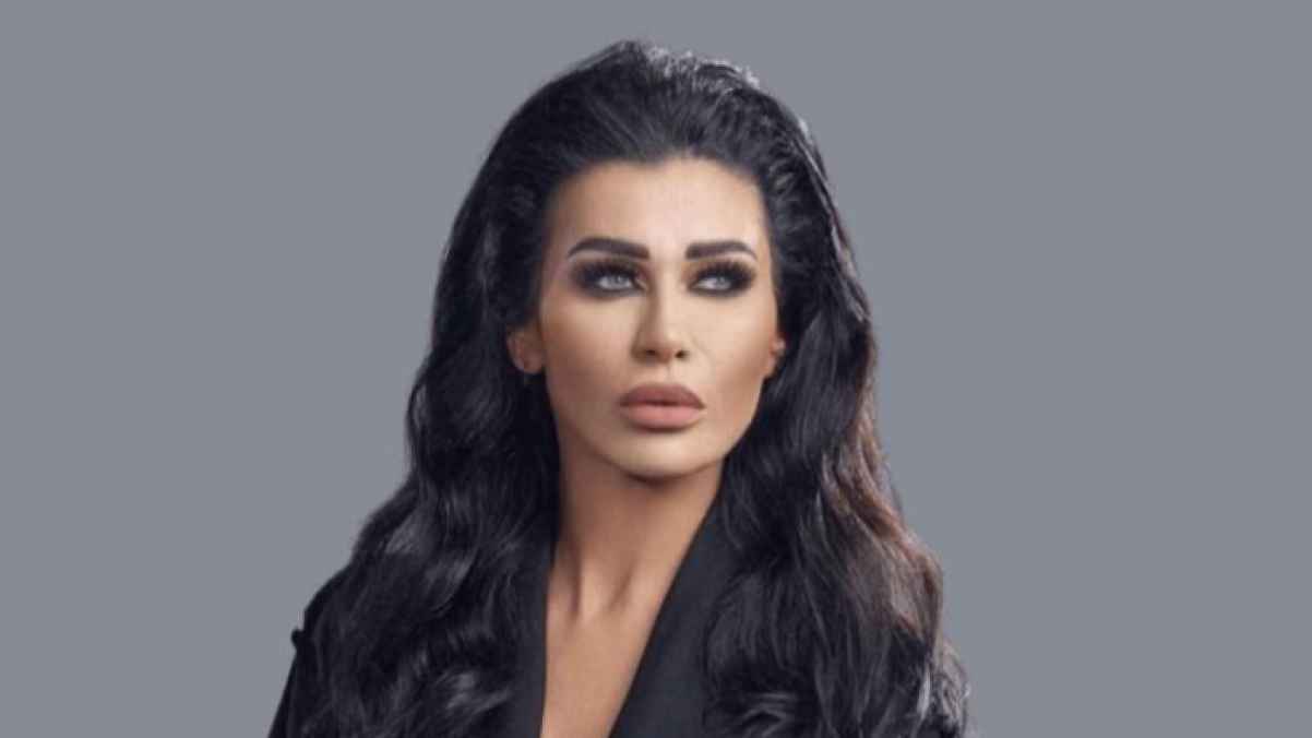 Nadine Rassi uses artificial intelligence to transform her look