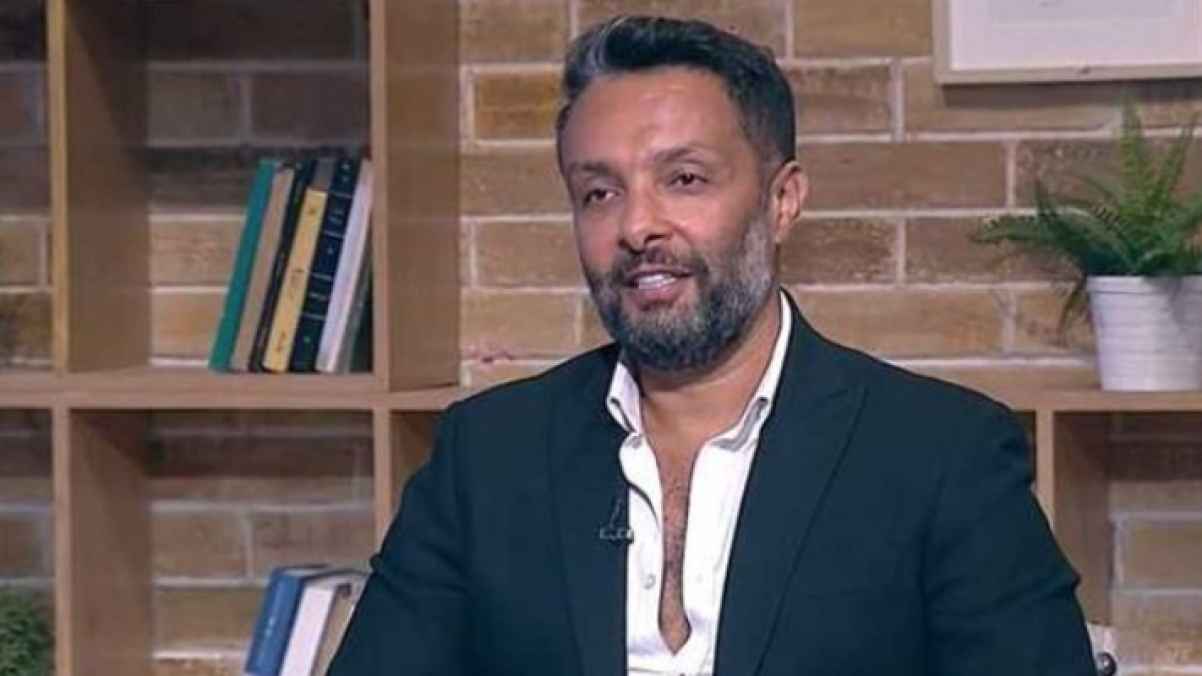 منشور صادم.. شقيق ياسمين عبد العزيز  يشتعل غضبا وهذا ما كتبه بحق ليلى عبد اللطيف