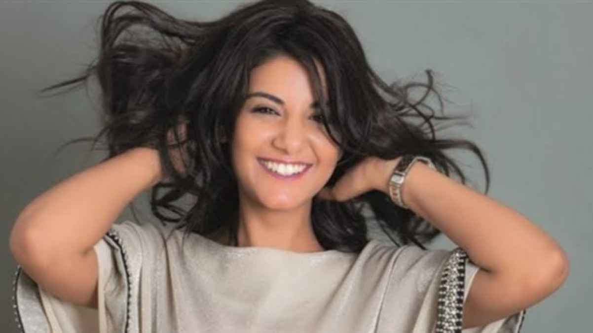 ياسمين علي تحذر من تداول شائعات طلاقها من زوج مي فاروق